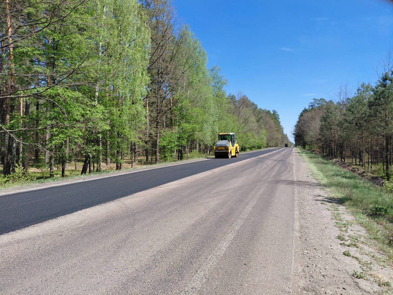 В Киевской области ликвидировано более 197 тыс. кв м повреждений на дорогах