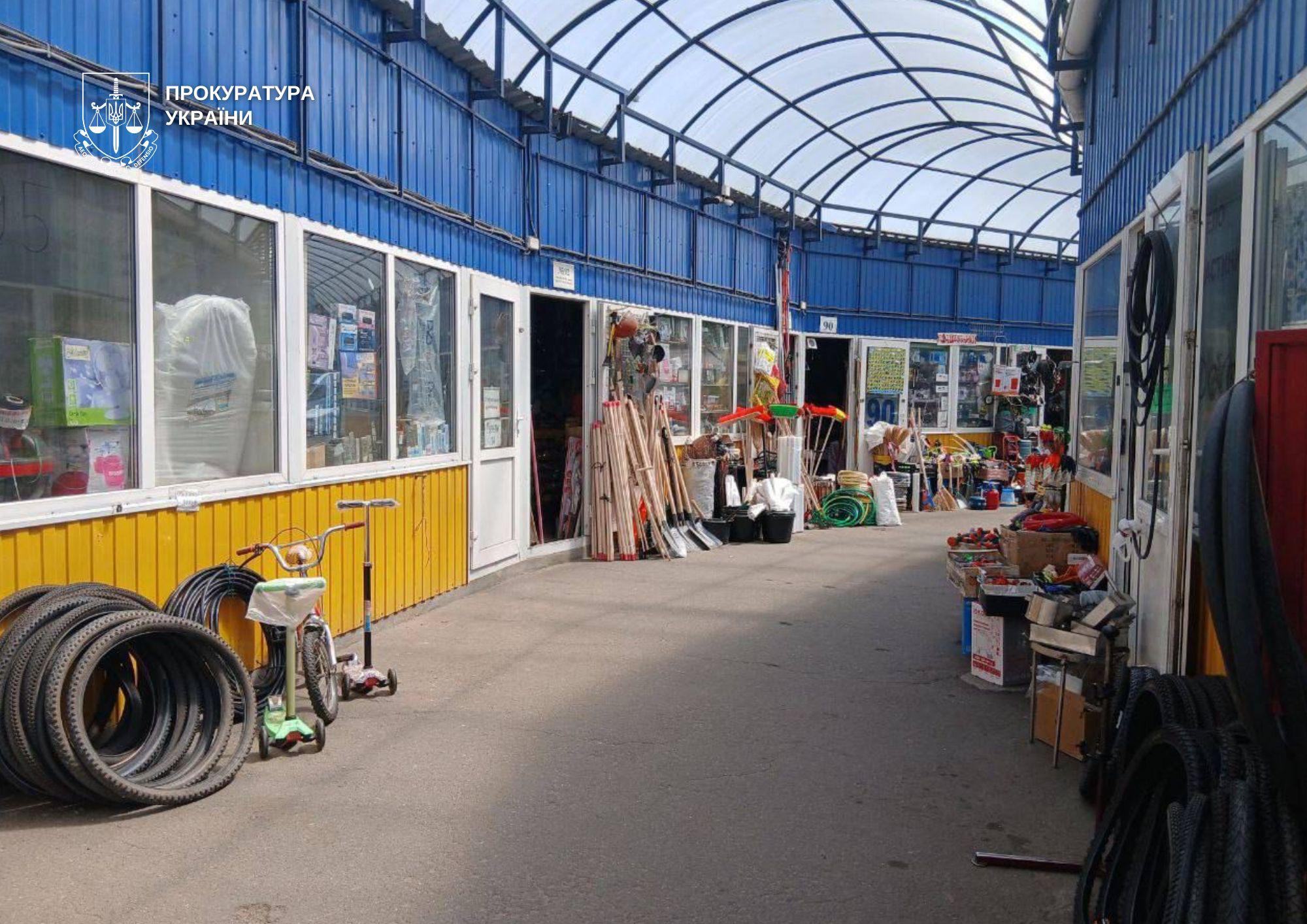 Предприниматель незаконно получил в аренду 1,4 га под торговые павильоны Предприниматель незаконно получил в аренду 1,4 га под торговые павильоны