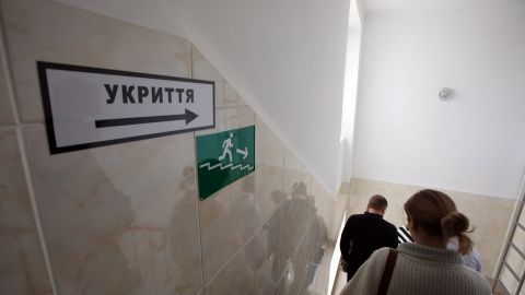 Во время ремонта укрытий украли 1,2 млн грн