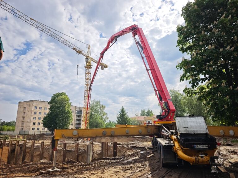 В Гостомеле строят новый жилой квартал на месте разрушенного В Гостомеле строят новый жилой квартал на месте разрушенного