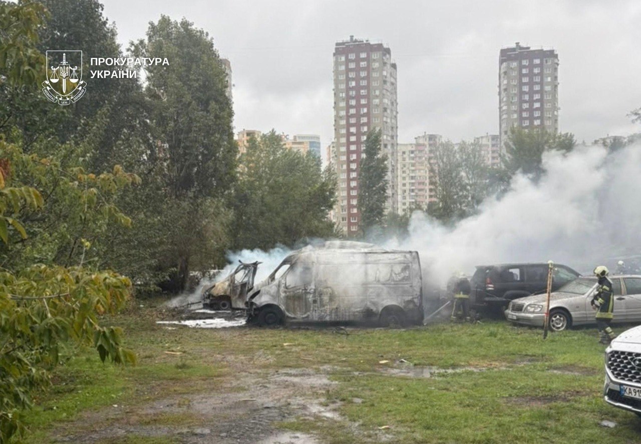 Атака рф на Киев 24 сентября: два человека погибли, повреждено здание роддома