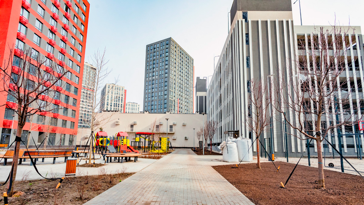 Ход строительства ЖК «Варшавский 3» — апрель 2026