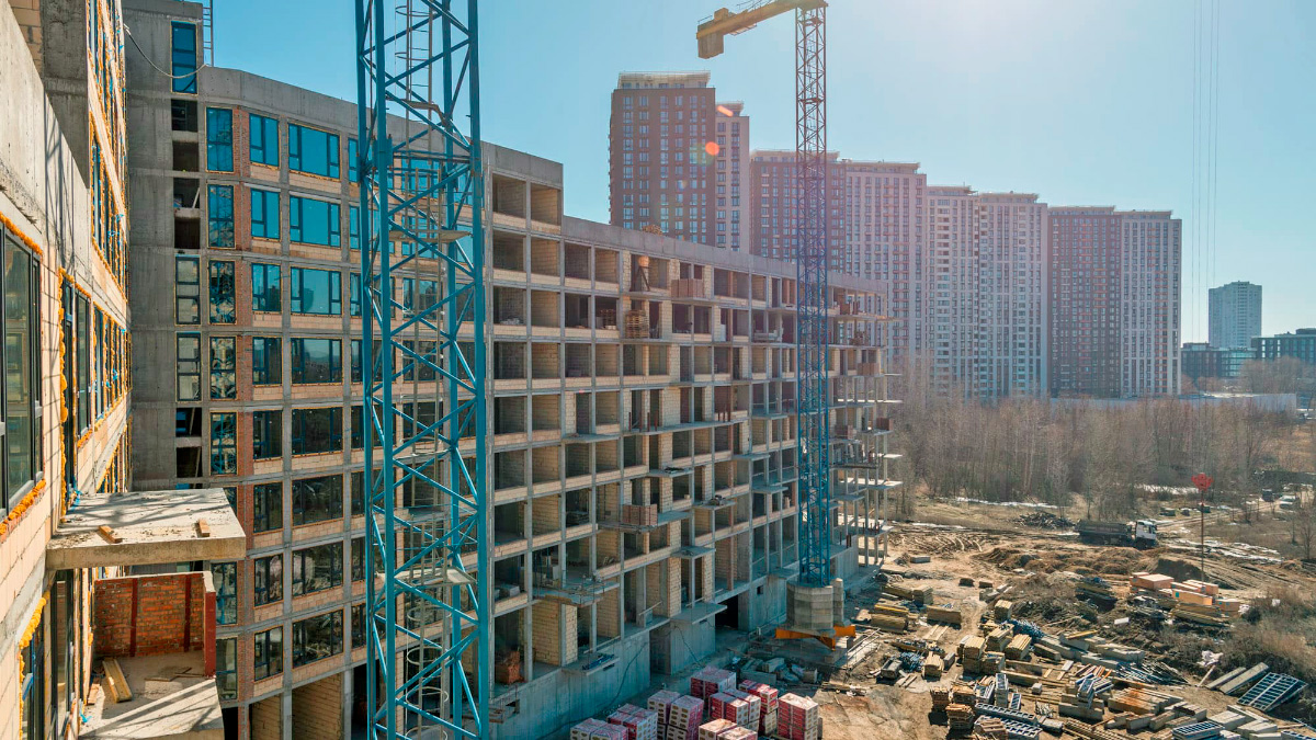 Хід будівництва ЖК Dnipro Island у березні 2026: детальний відеозвіт та прогрес по секціях