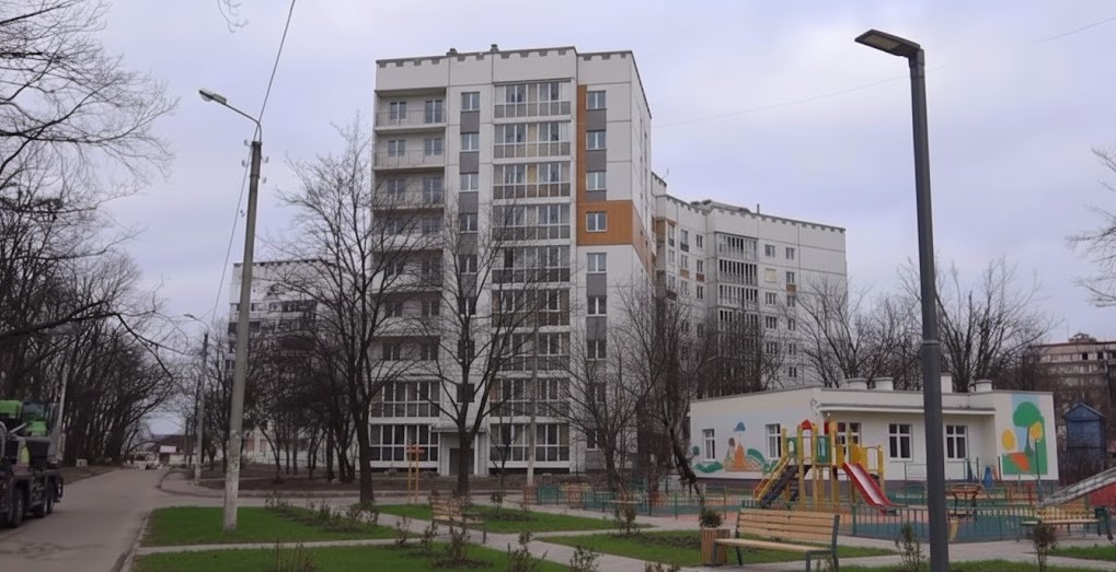 метростроителей 1