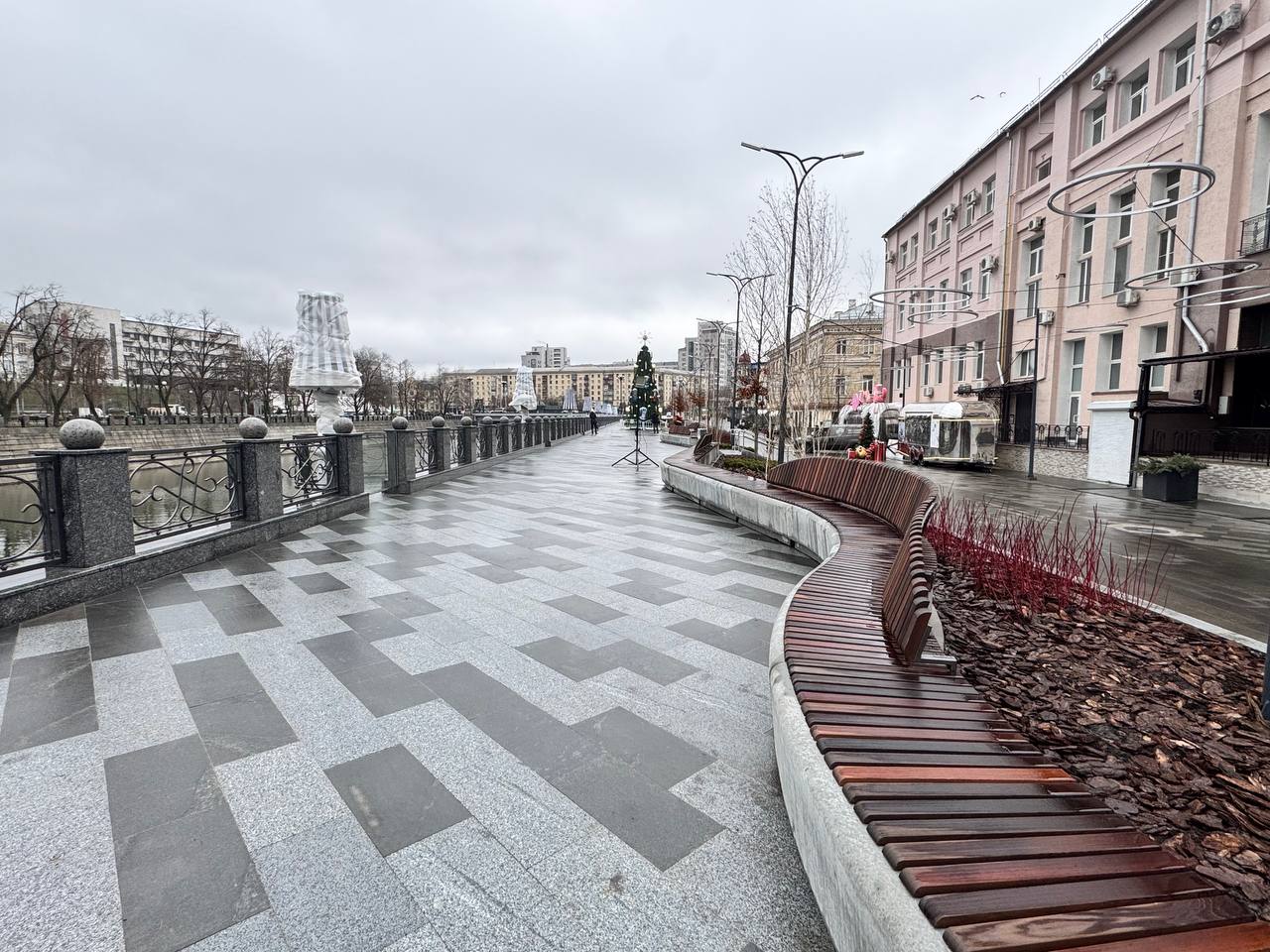 лопанская набережная