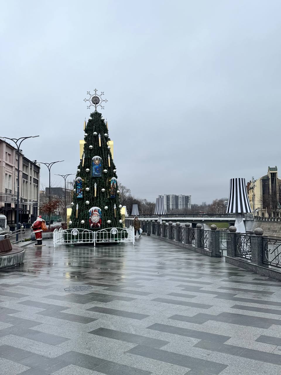 лопанская набережная