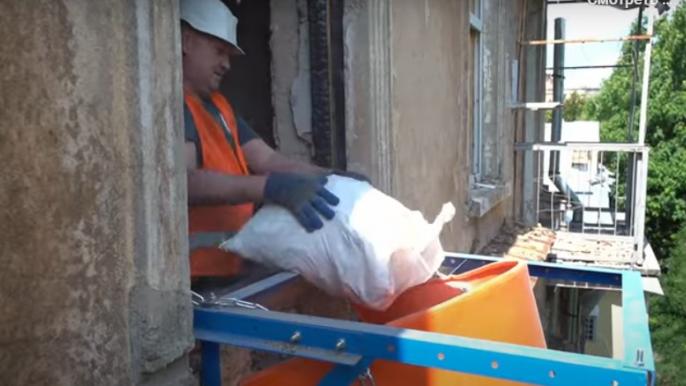 Відновлення будинків