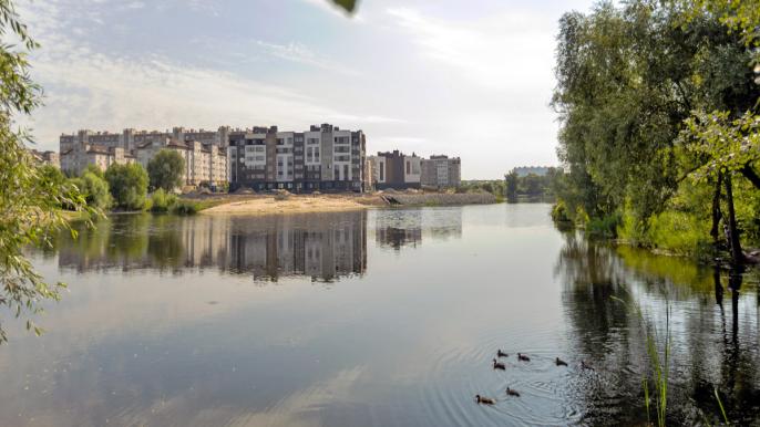 Озерний гай Гатне