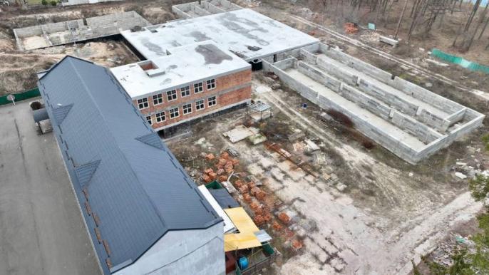 Школа у Бічі