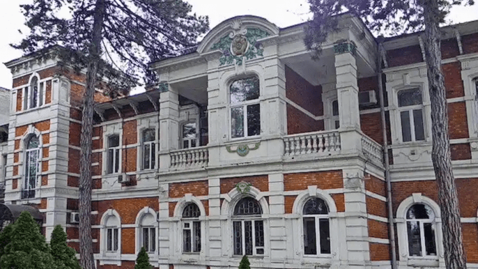 Французский бульвар, 10 