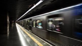 Метро на Виноградарь 