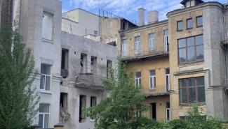 Рейтарська, 37