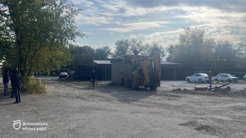 В Днепре снесли самострой на бульваре Славы