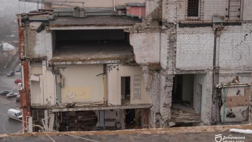Продолжается восстановление дома на Исполкомовской