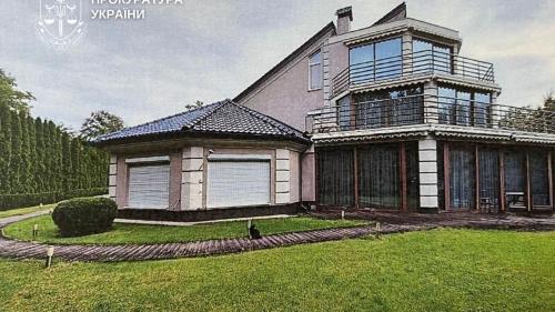 На Трухановому острові незаконно збудували особняк площею понад 1000 кв. м