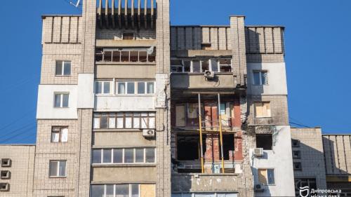 Завершается демонтаж конструкций в доме после попадания шахеда